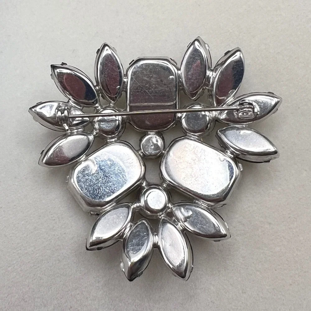 Vintage Rhinestone Brooch Black Crystal Domed‎ Floral Spray